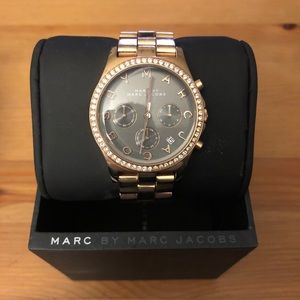 🚫SOLD🚫 EUC Marc Jacobs Watch in Rose Gold